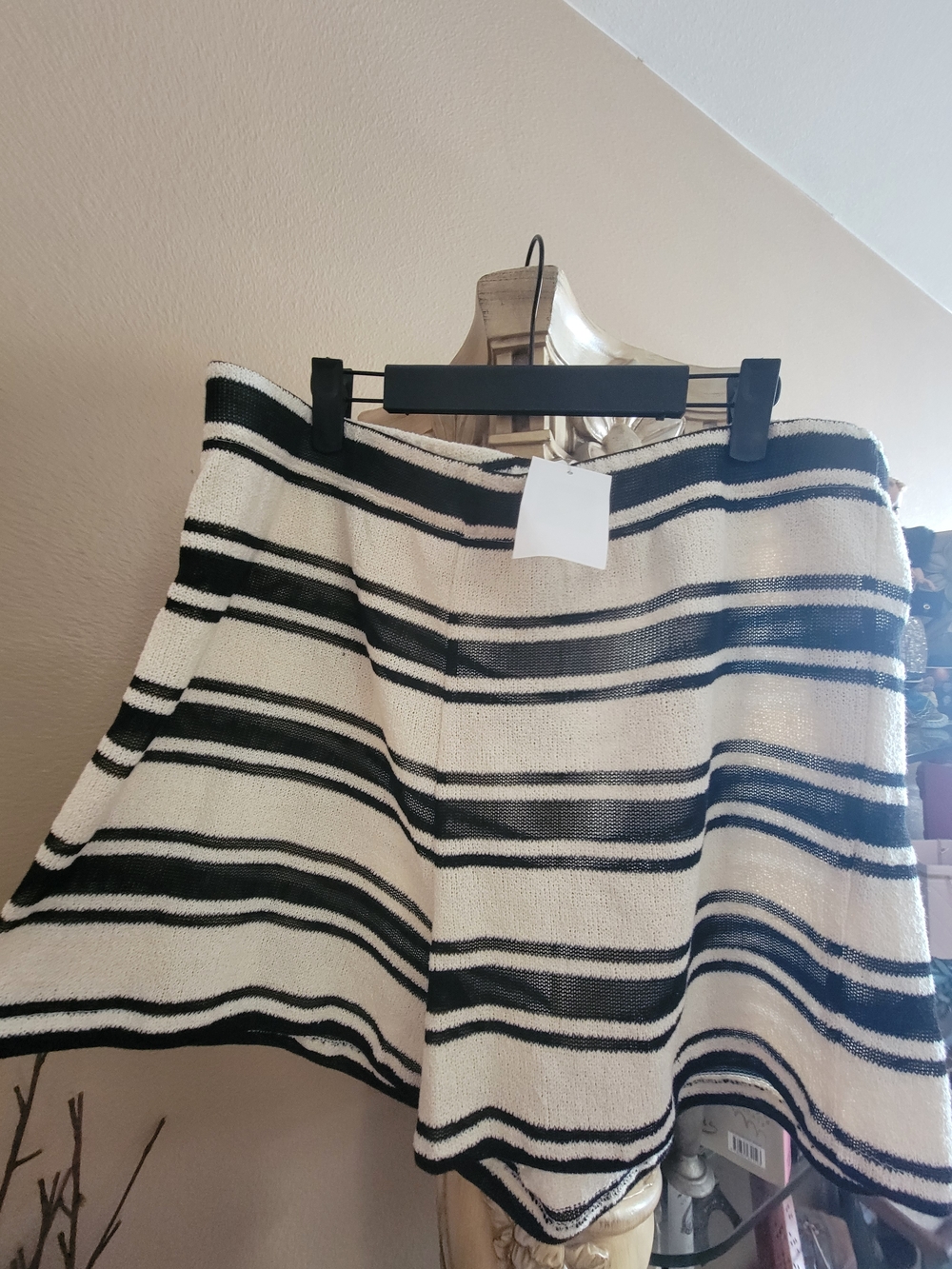 H&M Women’s Black and White Striped A-Line Shorts
